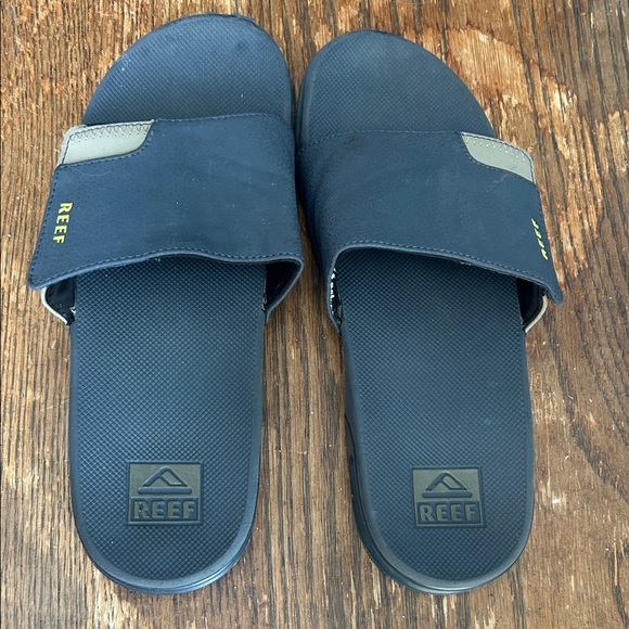 Reef Velcro slides sz 12 - Picture 1 of 4